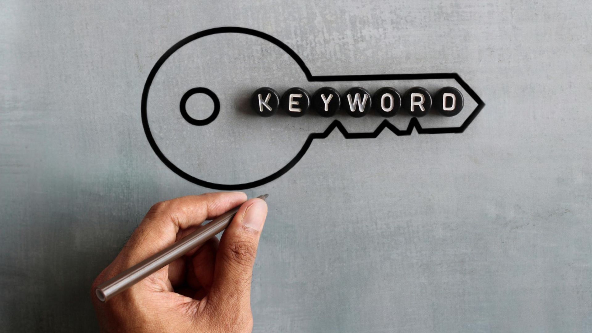 identifier les mots-clés longue traîne pertinents pour votre domaine